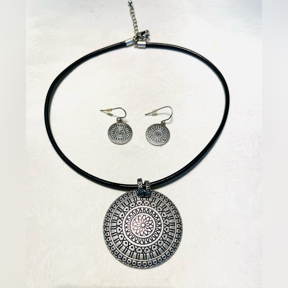 Intricate silver tone Pendant Necklace and Earring Set spiral mandala design